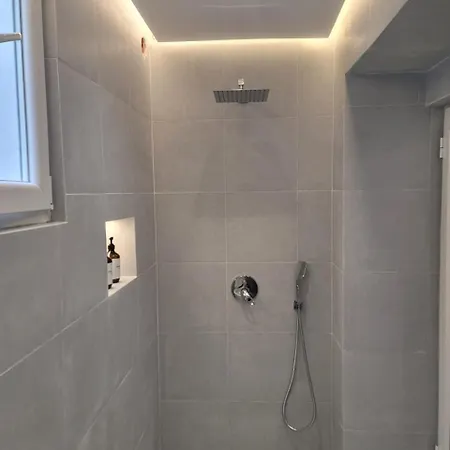 Apartman Cozy Studio, Vasil Shanto
